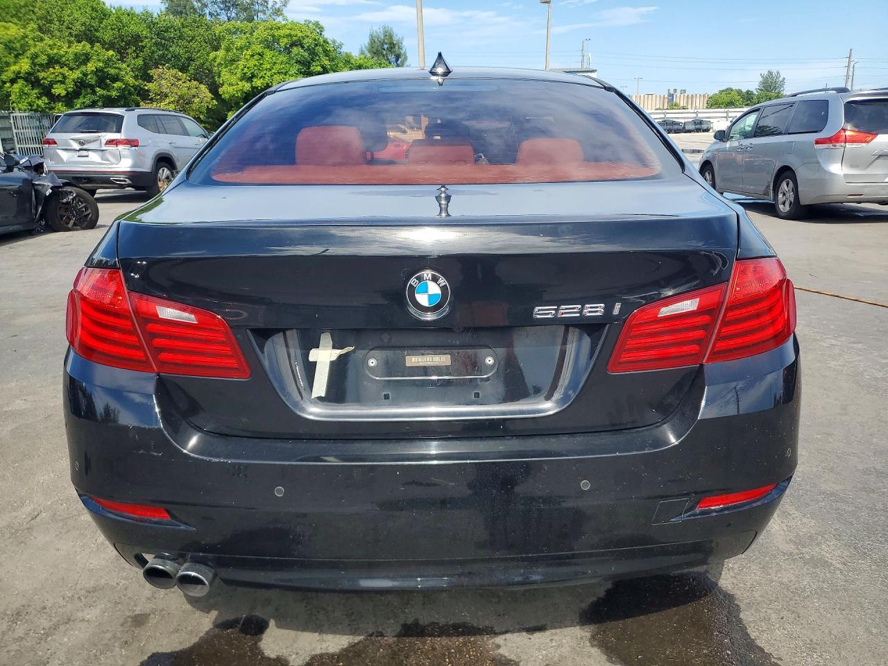 2015 BMW 528 I - Фото 6