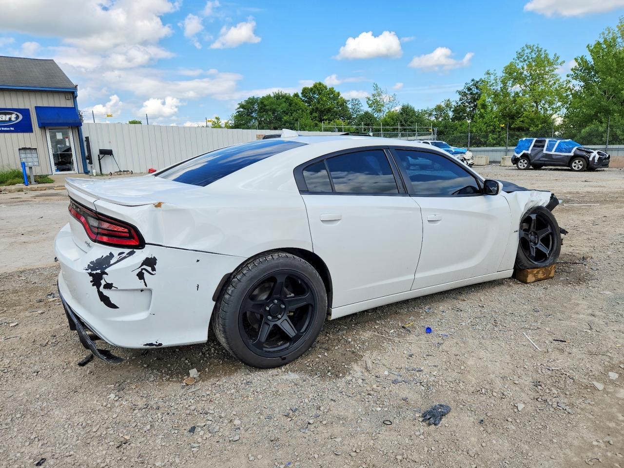 2018 Dodge Charger R/T - Image 3