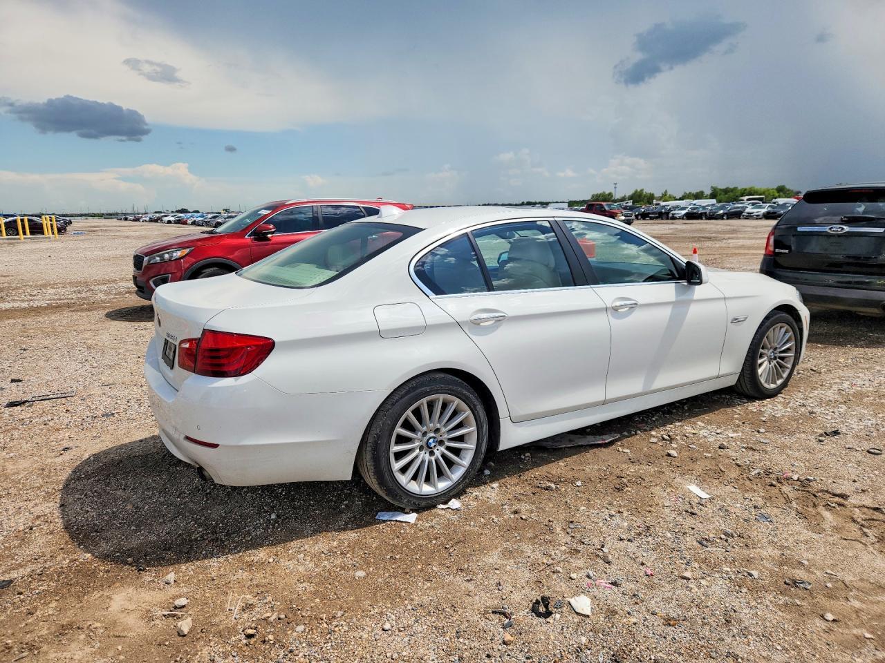 2012 BMW 535 I - Image 3