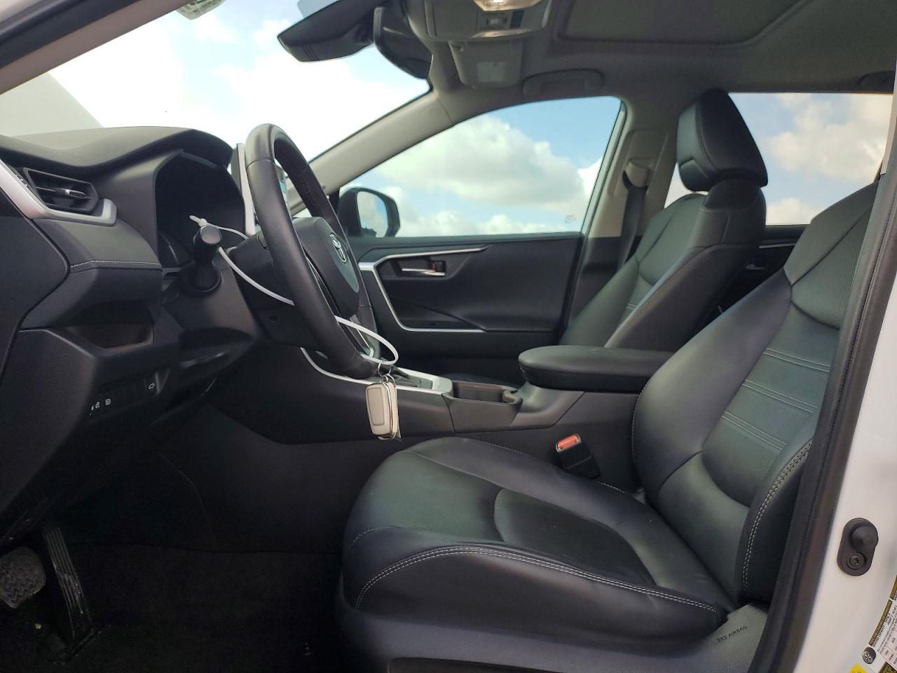 2022 Toyota Rav4 Limited - Фото 7