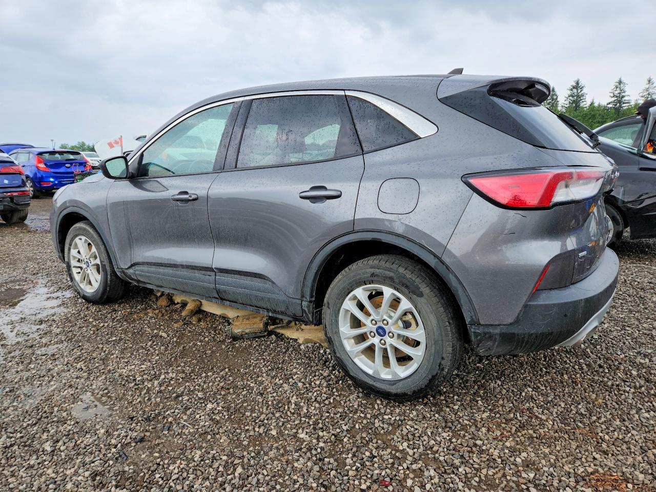2022 Ford Escape Se - Image 2