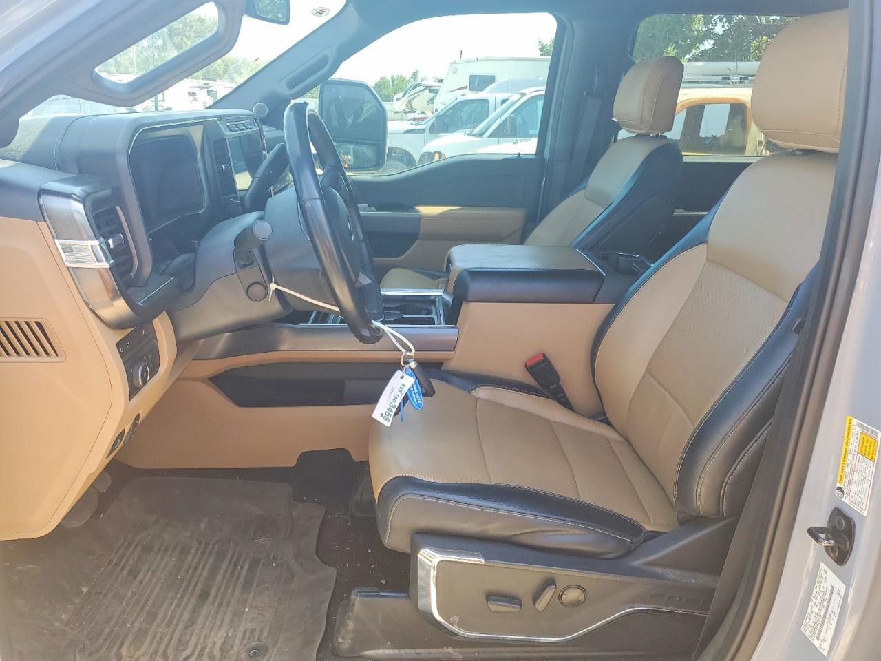 2024 Ford F350 Super Duty - Фото 7
