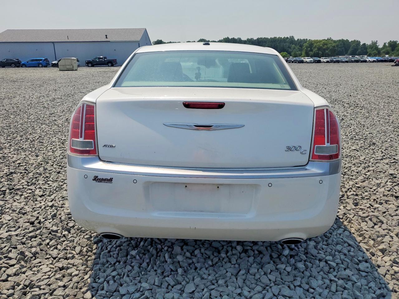 2013 Chrysler 300C Luxury - Image 6