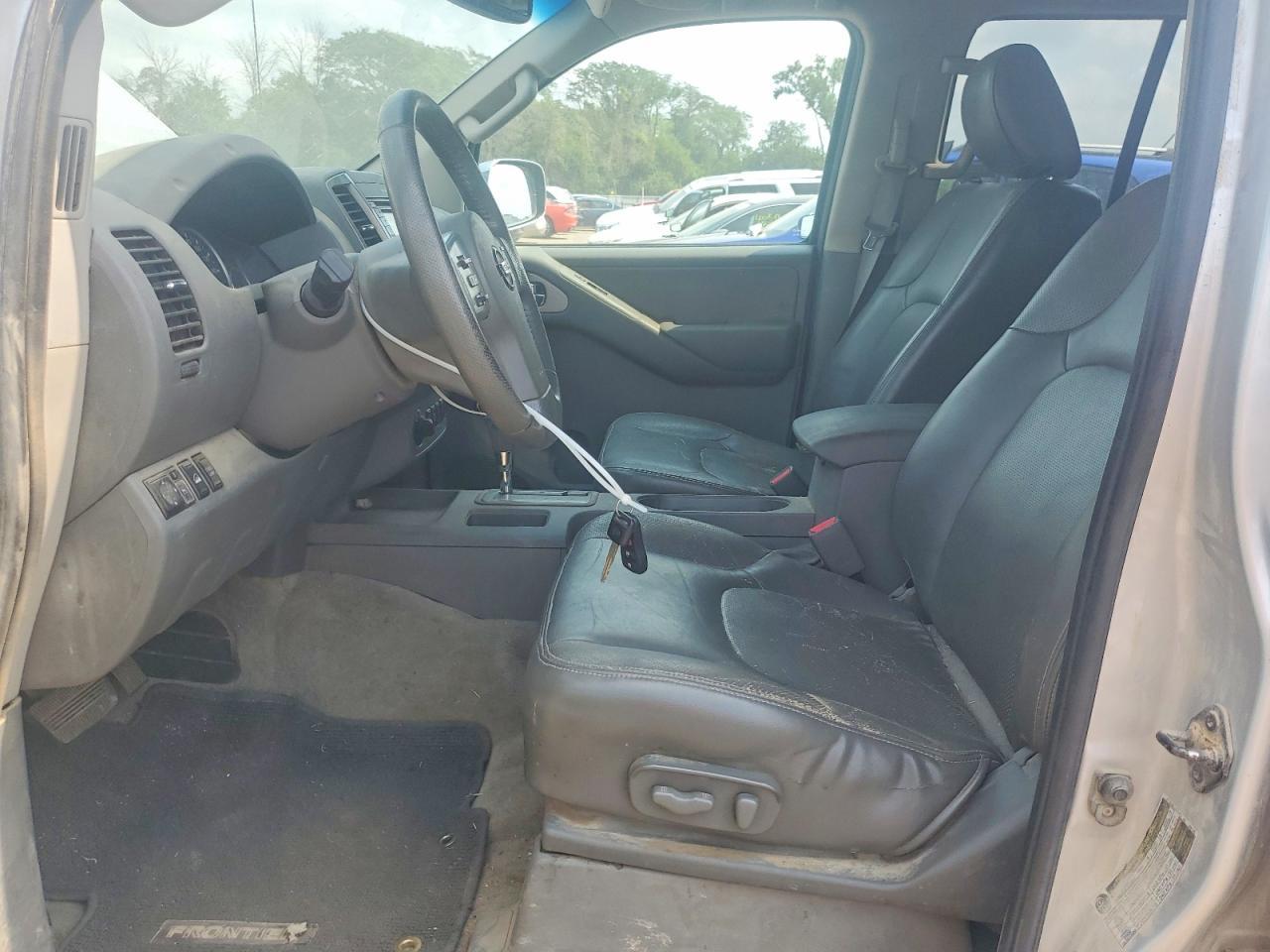 2013 Nissan Frontier Sv - Image 7