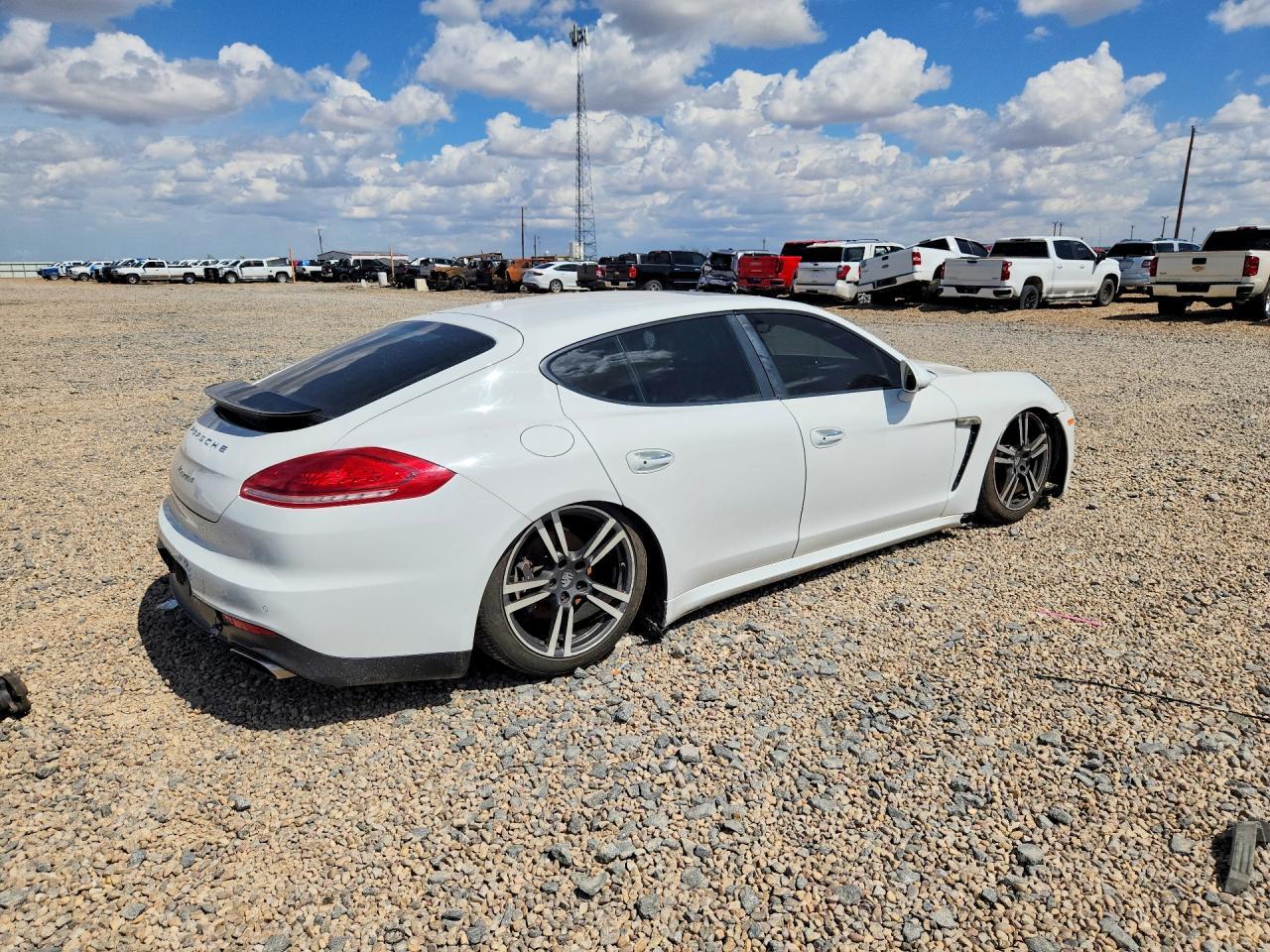 2014 Porsche Panamera 2 - Image 3