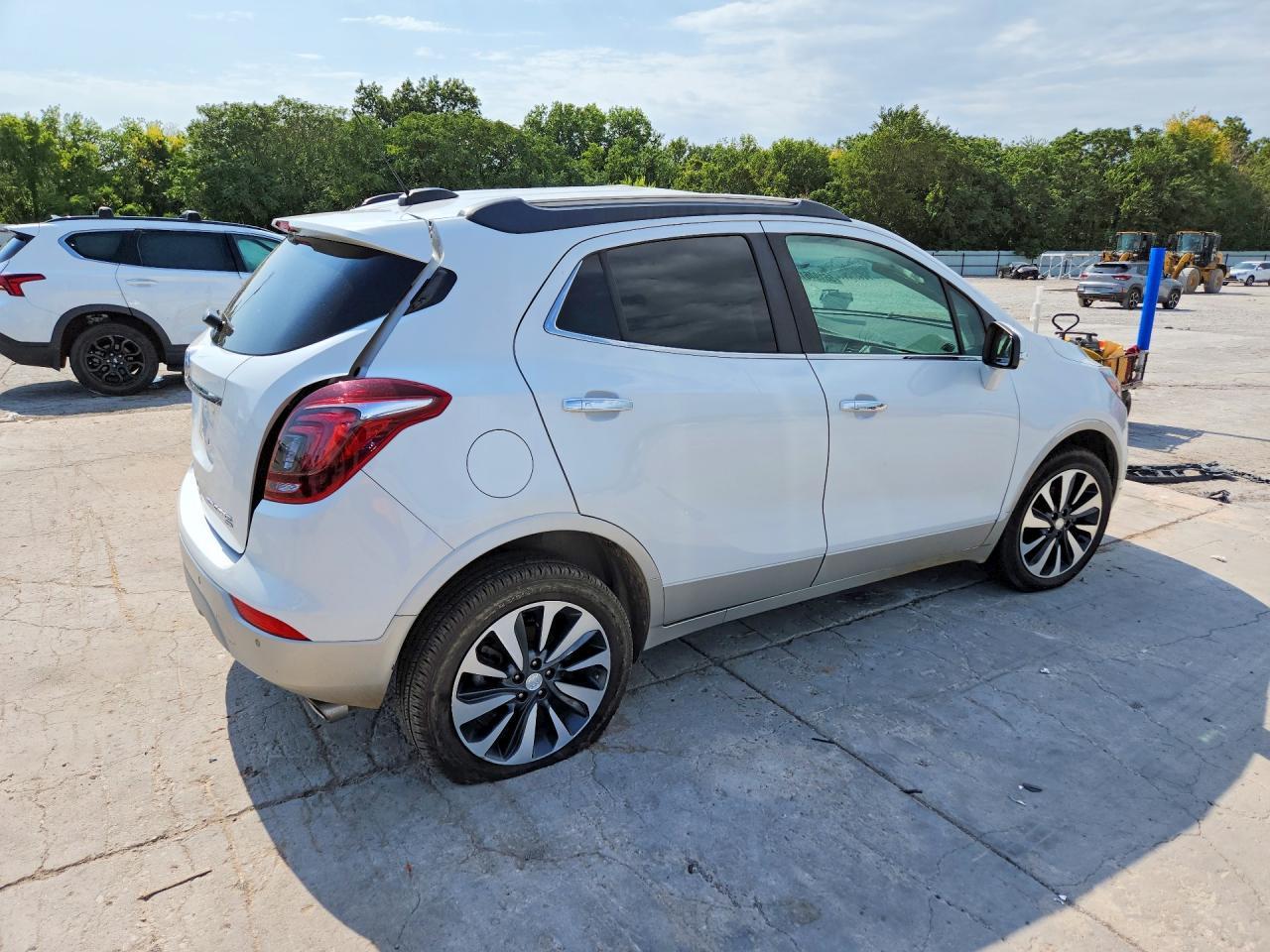 2019 Buick Encore Essence - Image 3