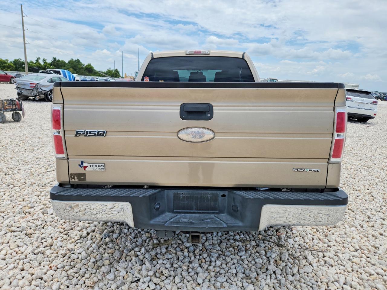 2012 Ford F150 - Фото 6