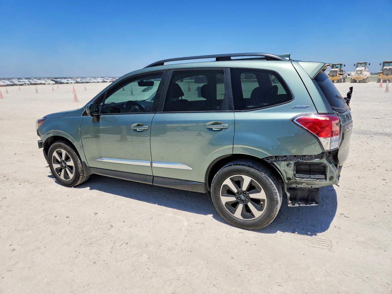 2017 Subaru Forester 2.5I Premium - Фото 2