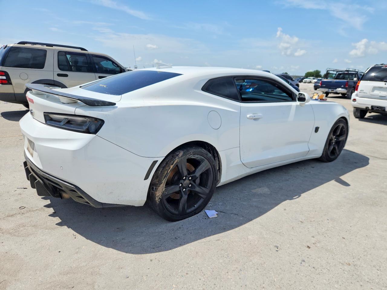 2017 Chevrolet Camaro Ss - Фото 3