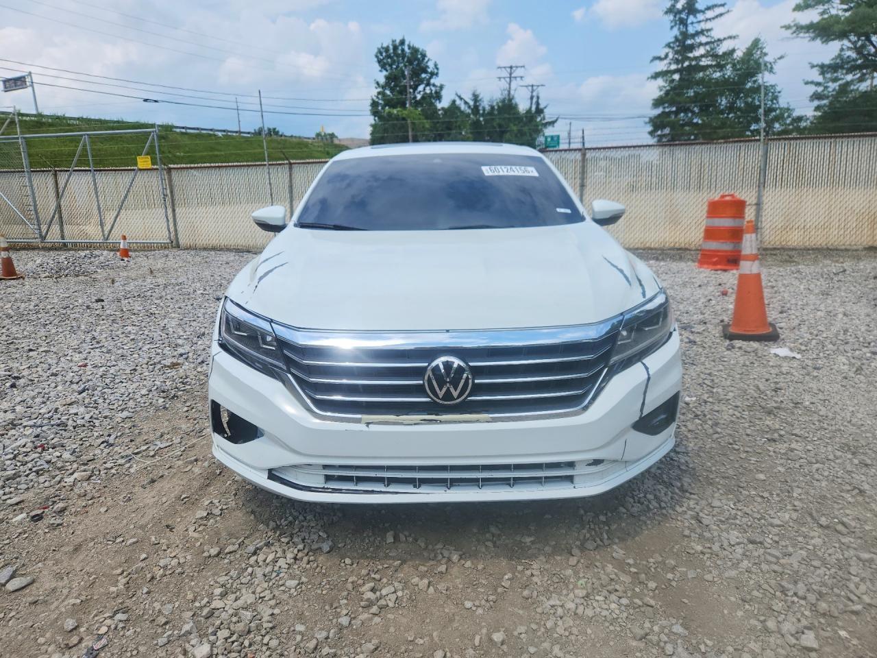 2020 Volkswagen Passat Se - Фото 5