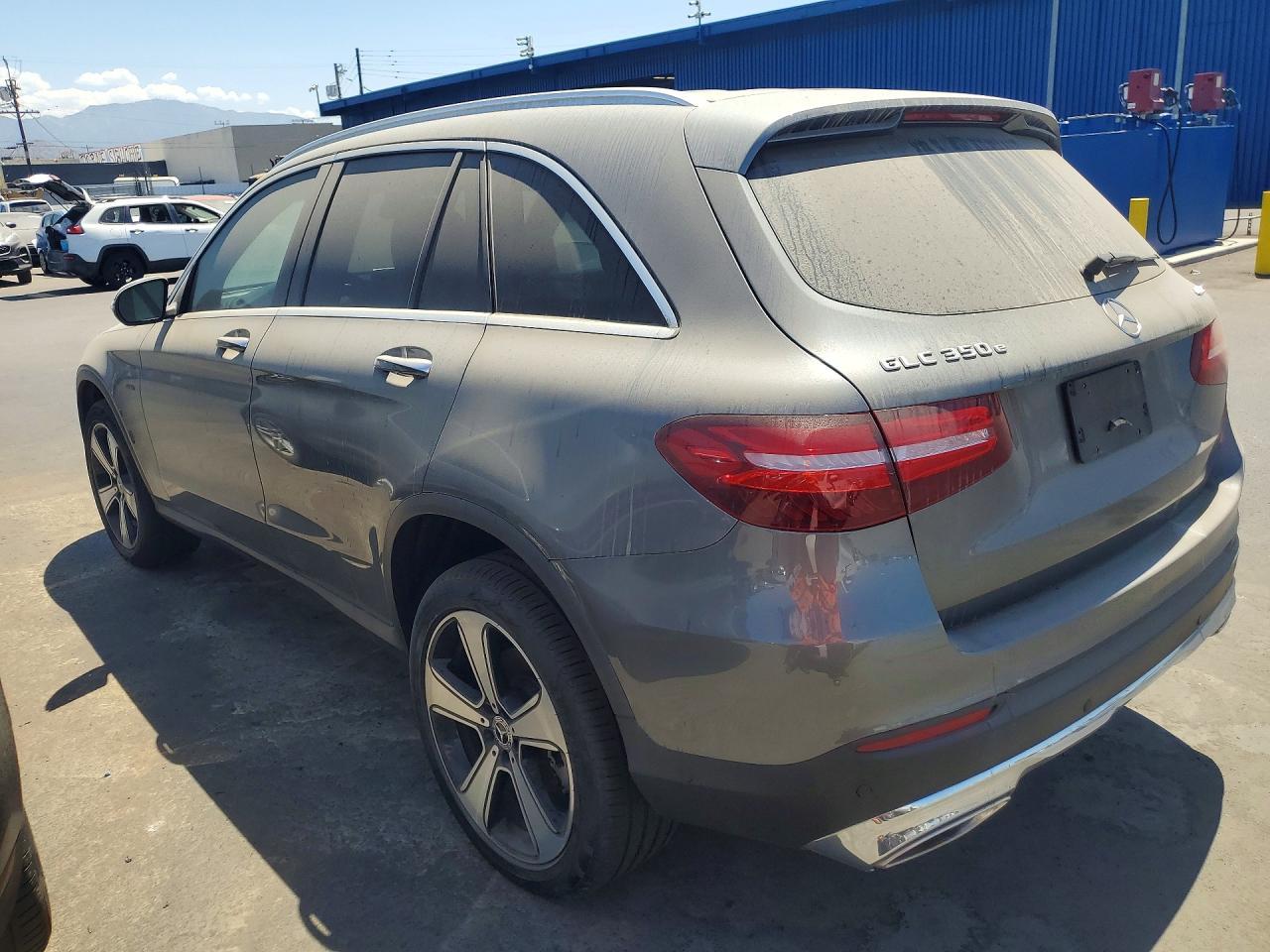 2019 Mercedes-Benz Glc 350E - Image 2