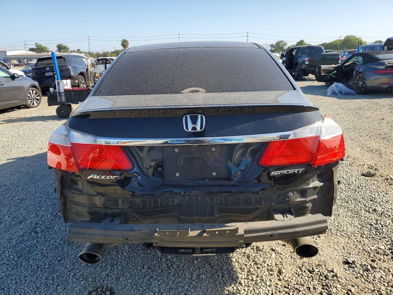2015 Honda Accord Sport - Image 6