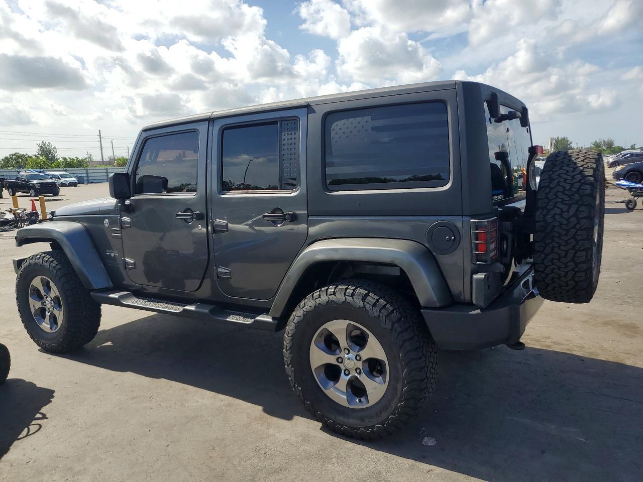 2016 Jeep Wrangler Unlimited Sahara - Фото 2