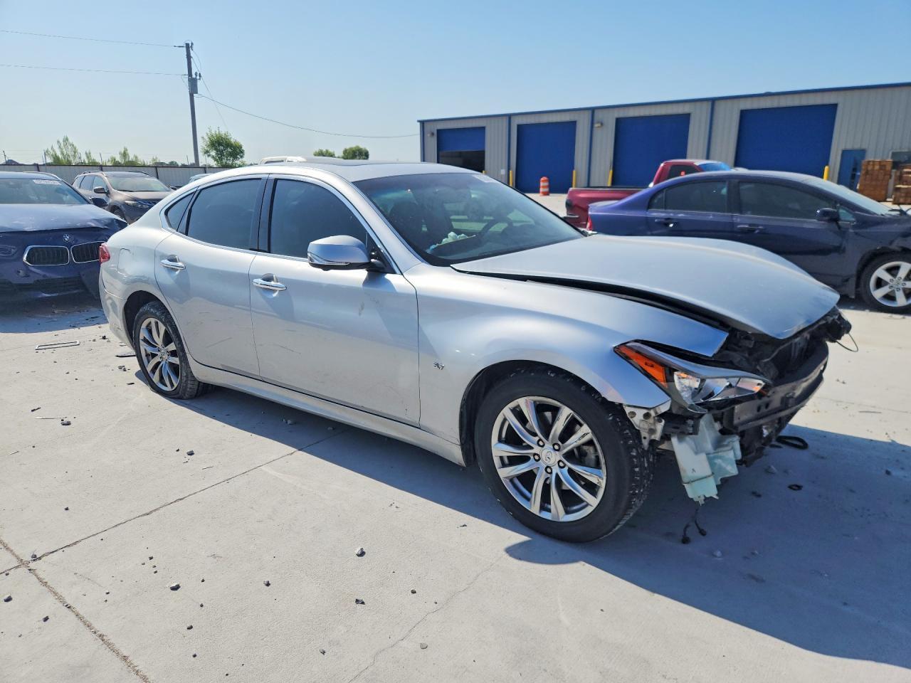 2015 Infiniti Q70 3.7 - Фото 4