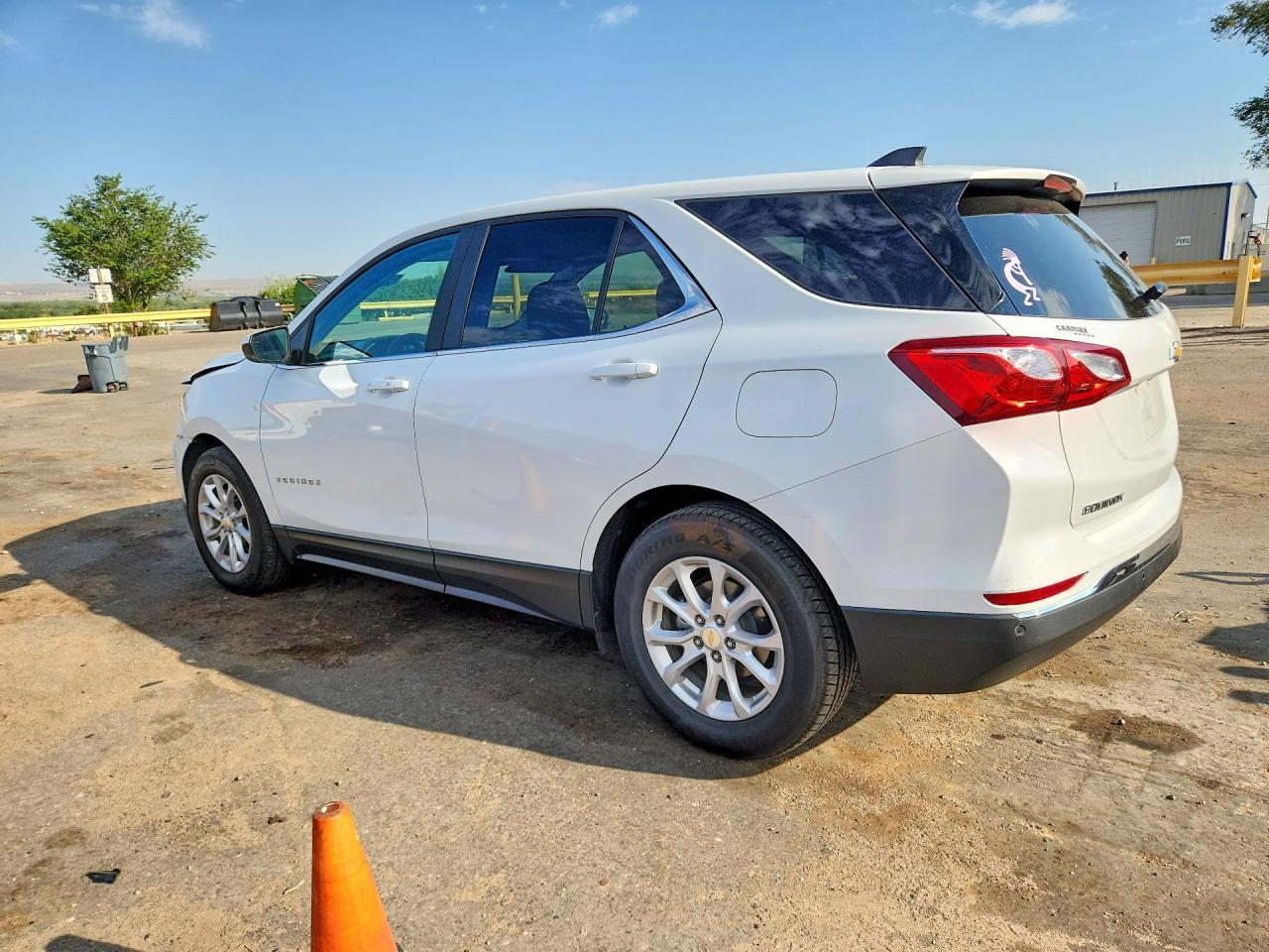 2021 Chevrolet Equinox Lt - Image 2