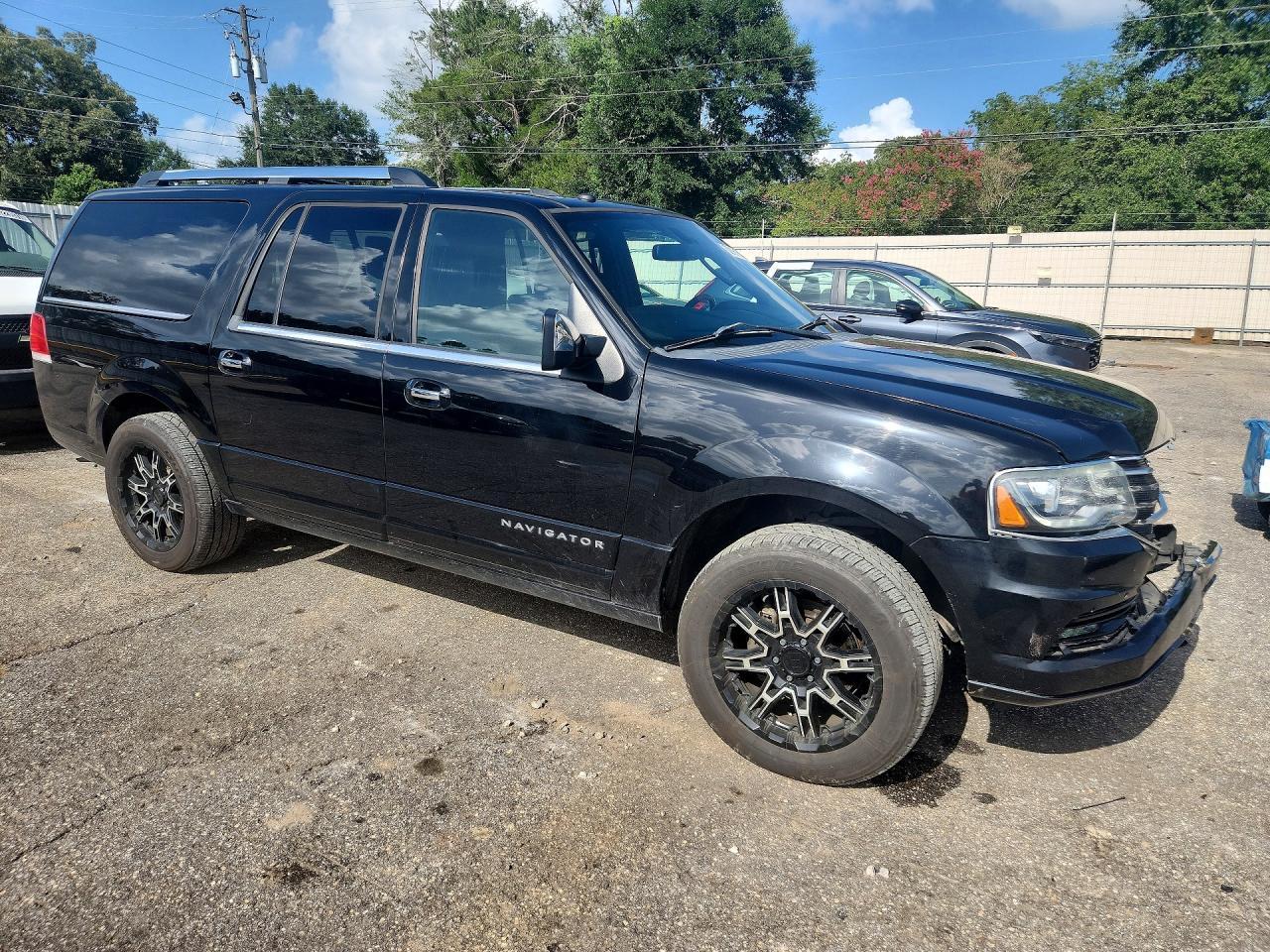 2017 Lincoln Navigator L Select - Фото 4