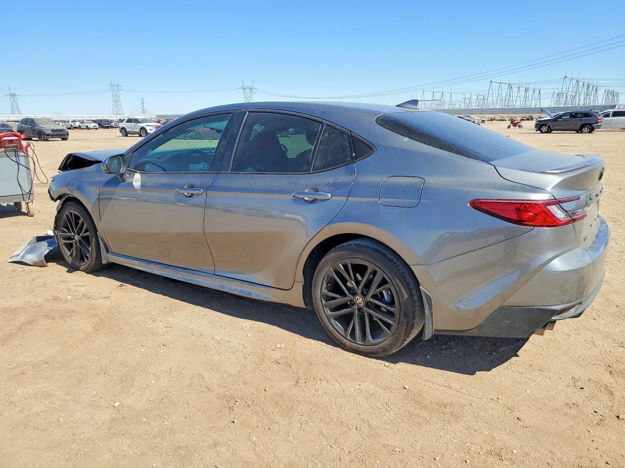 2026 Toyota Camry Se - Фото 2