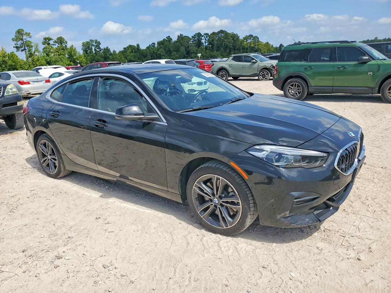 2024 BMW 228Xi - Фото 4