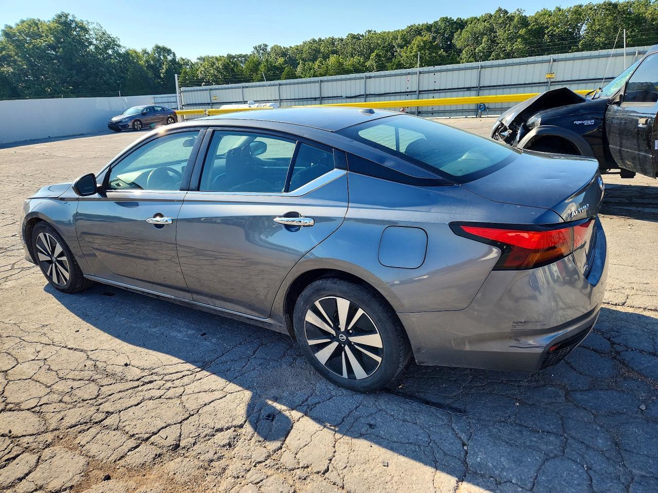 2022 Nissan Altima Sv - Фото 2