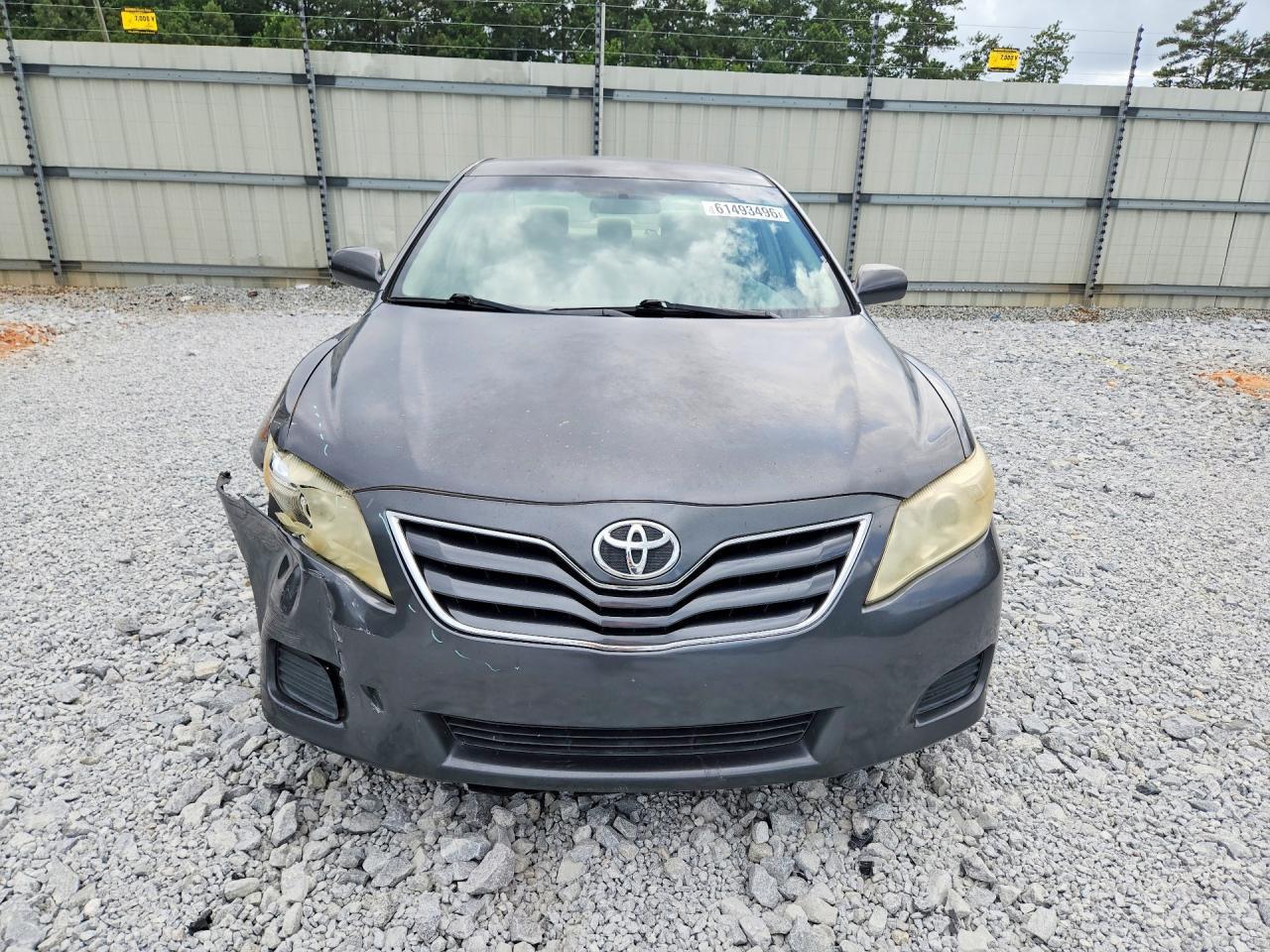 2011 Toyota Camry Le - Фото 5