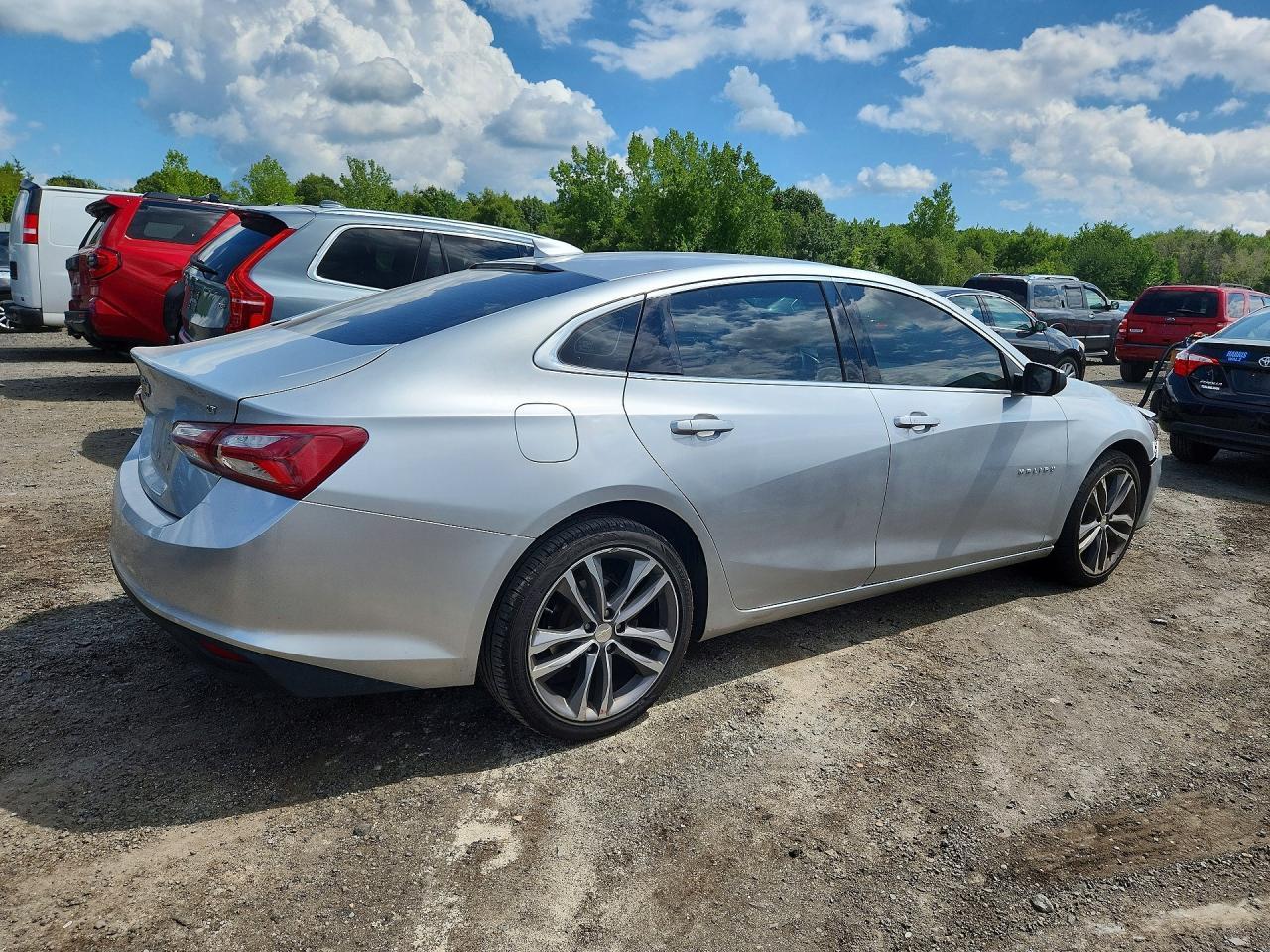 2020 Chevrolet Malibu Lt - Фото 3