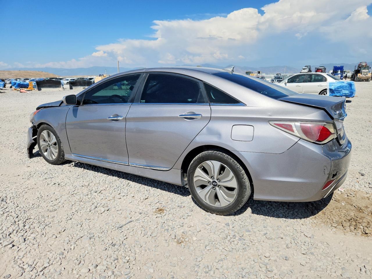 2013 Hyundai Sonata Hybrid - Фото 2