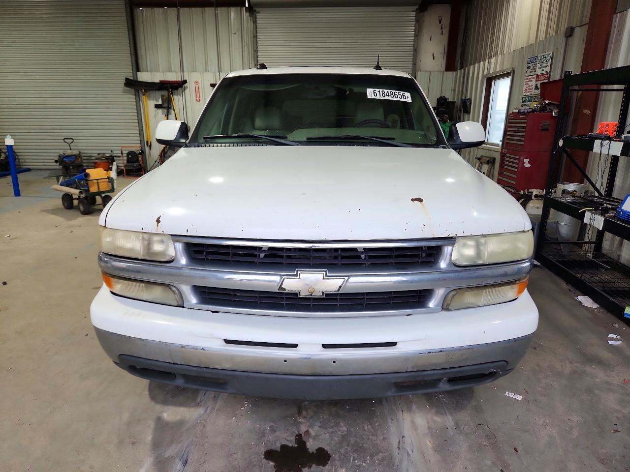 2004 Chevrolet Suburban C1500 - Фото 5