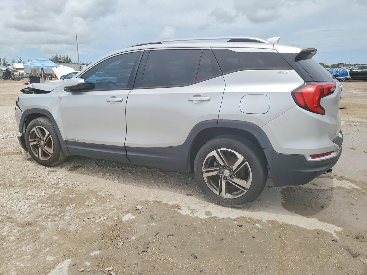 2019 GMC Terrain Slt - Фото 2