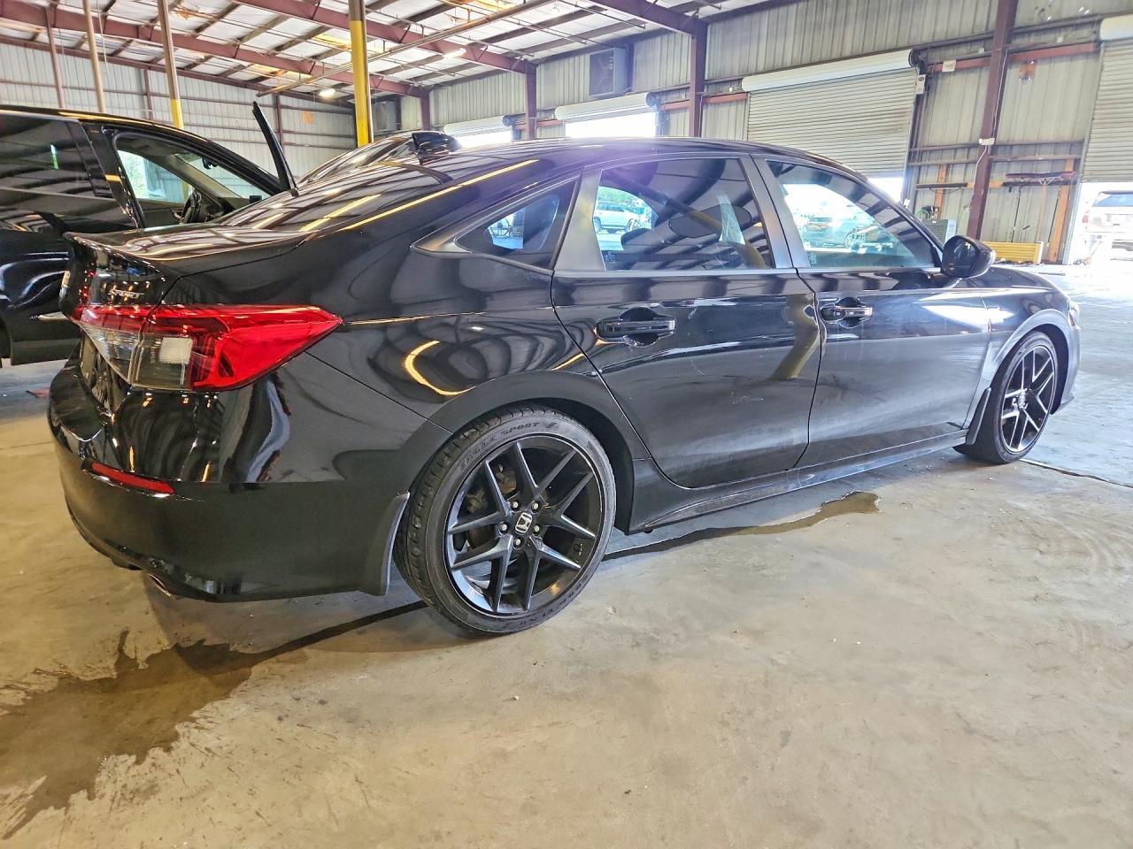 2022 Honda Civic Sport - Фото 3