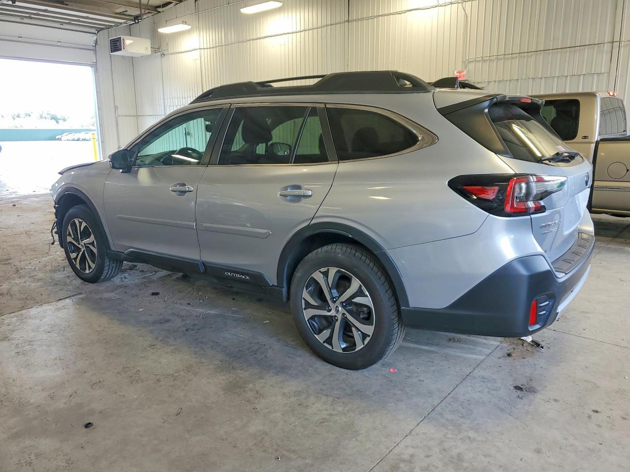 2022 Subaru Outback Limited - Image 2