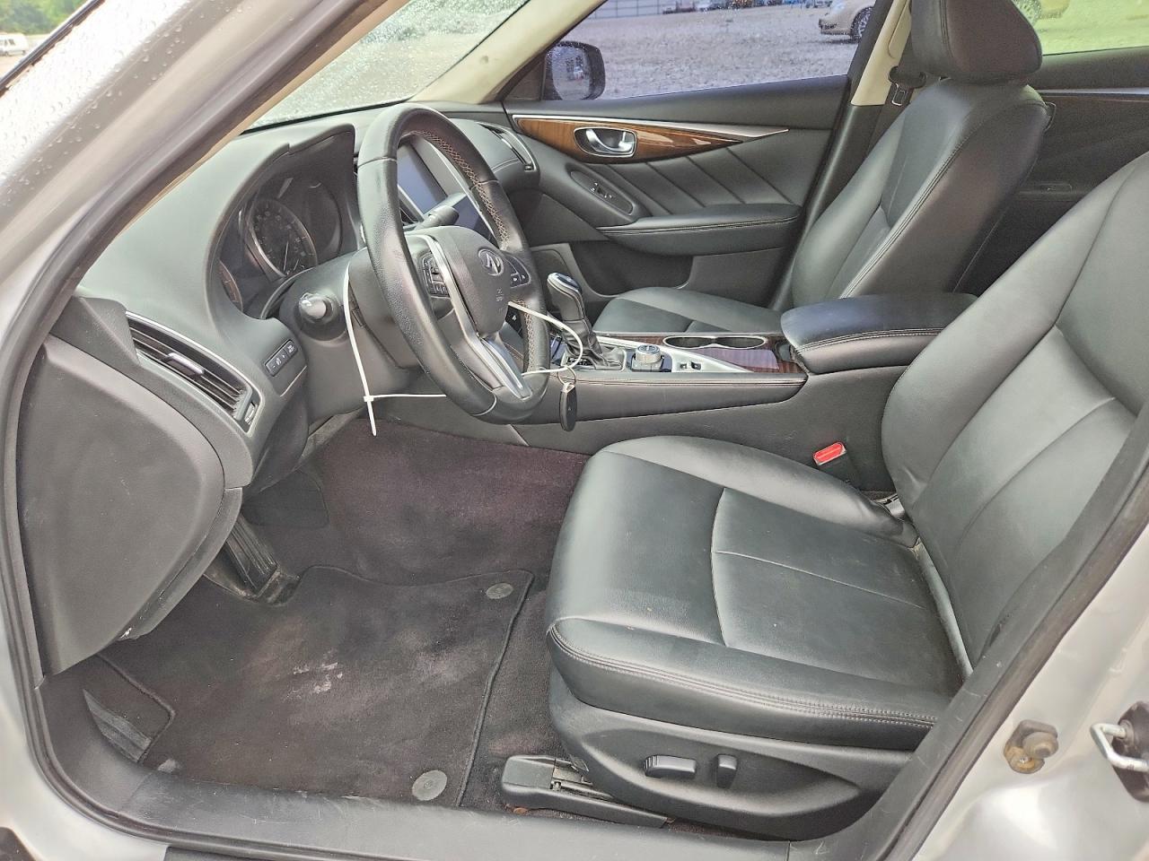 2019 Infiniti Q50 3.0T Luxe - Фото 7