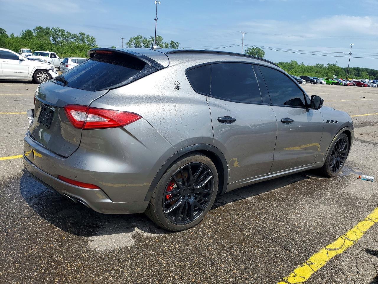 2017 Maserati Levante S Luxury - Фото 3