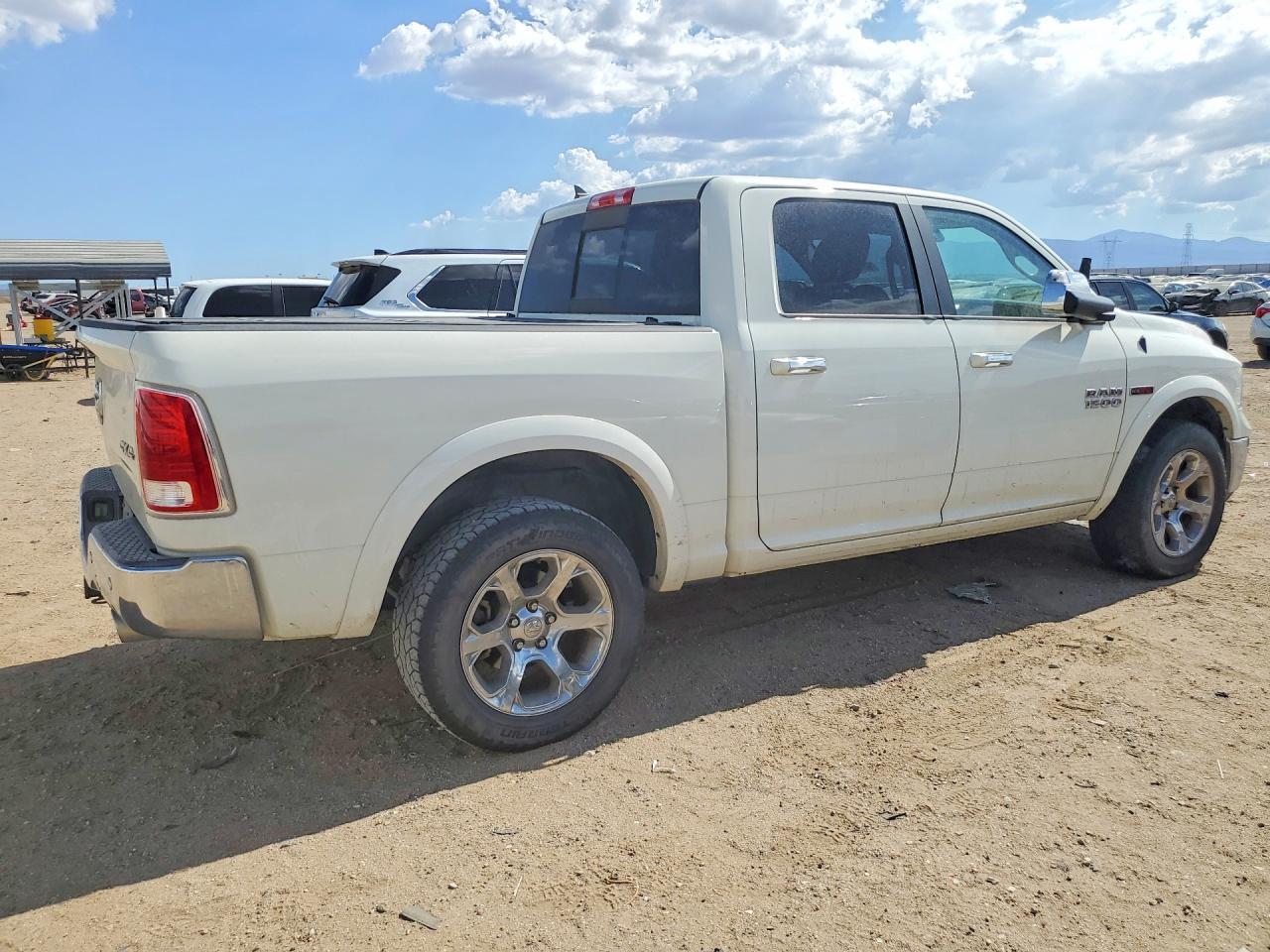 2018 Ram 1500 Laramie - Фото 3