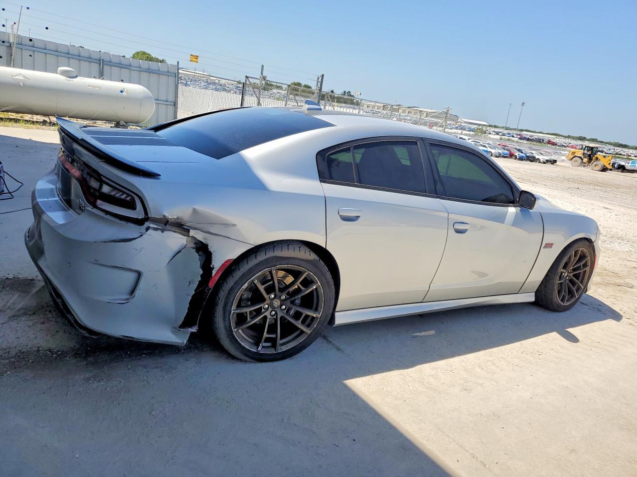 2019 Dodge Charger Scat Pack - Фото 3