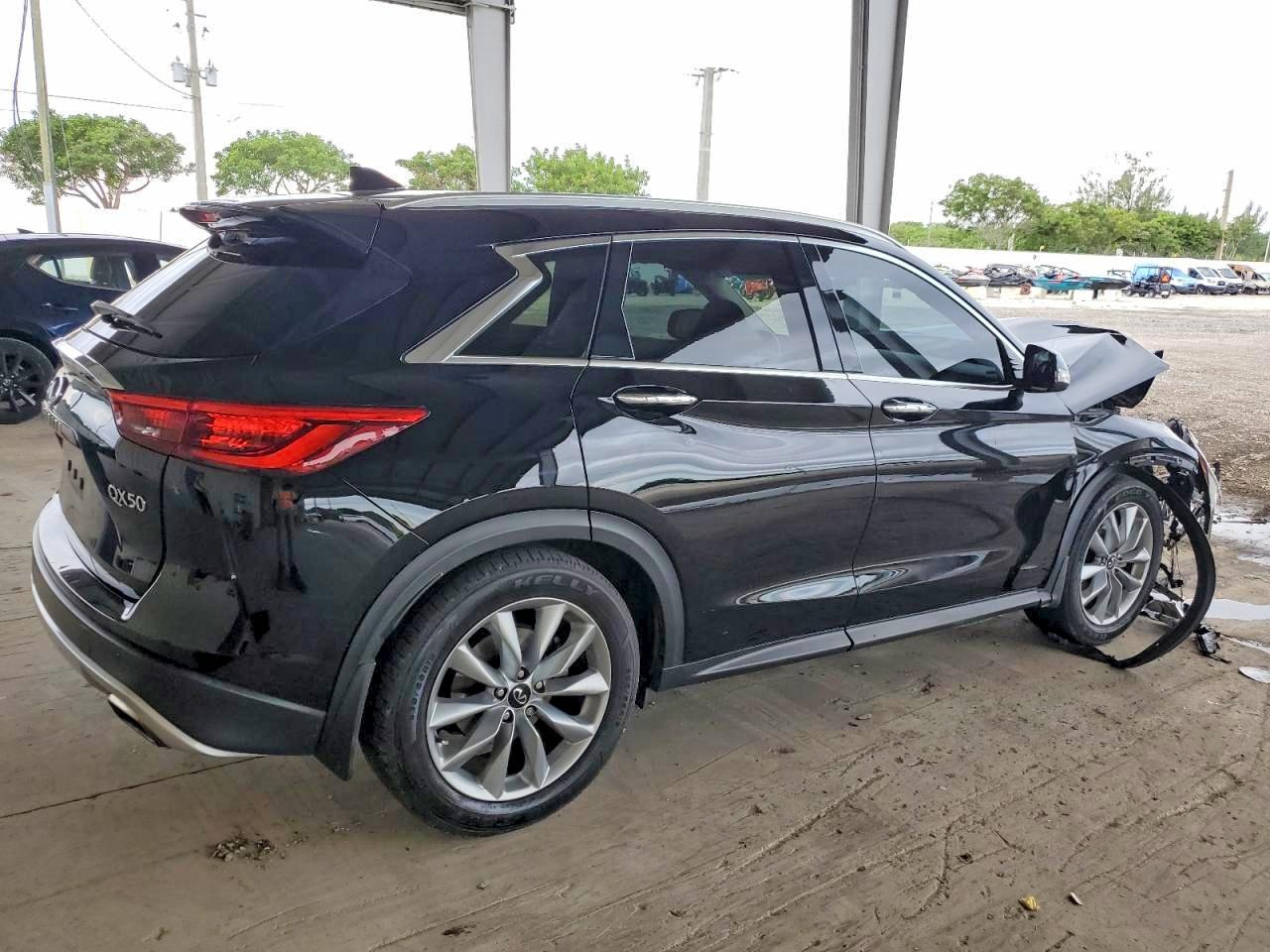 2021 Infiniti Qx50 Luxe - Фото 3