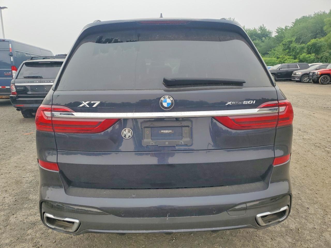 2019 BMW X7 xDrive50I - Фото 6