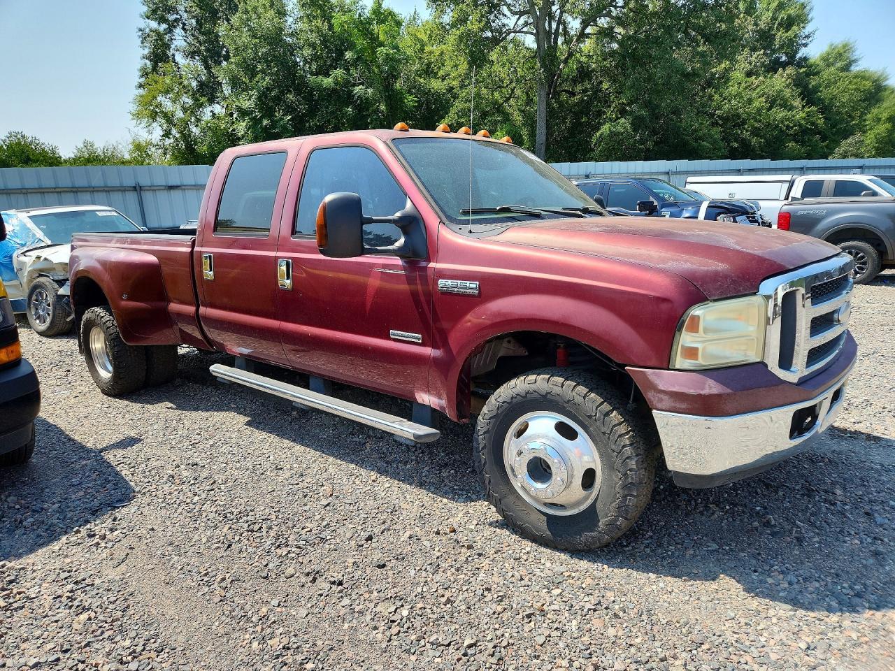 2005 Ford F350 Super Duty - Фото 4