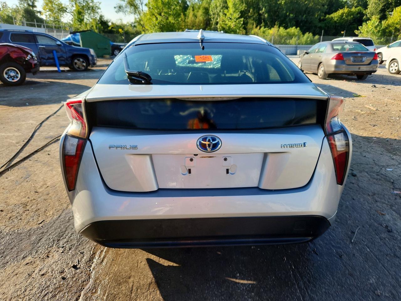 2016 Toyota Prius Four - Фото 6