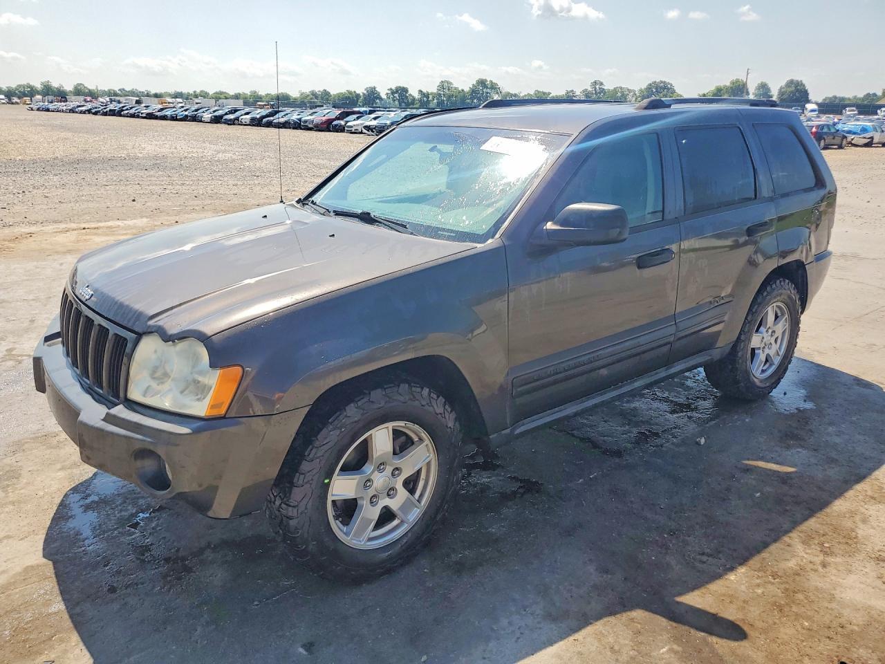 2005 Jeep Grand Cherokee Laredo