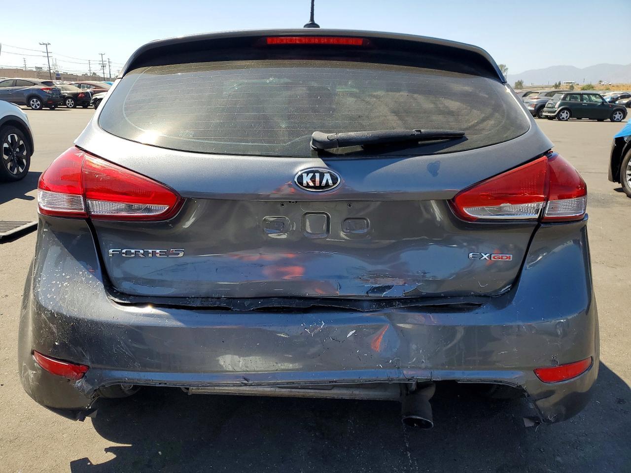 2016 Kia Forte Ex - Image 6