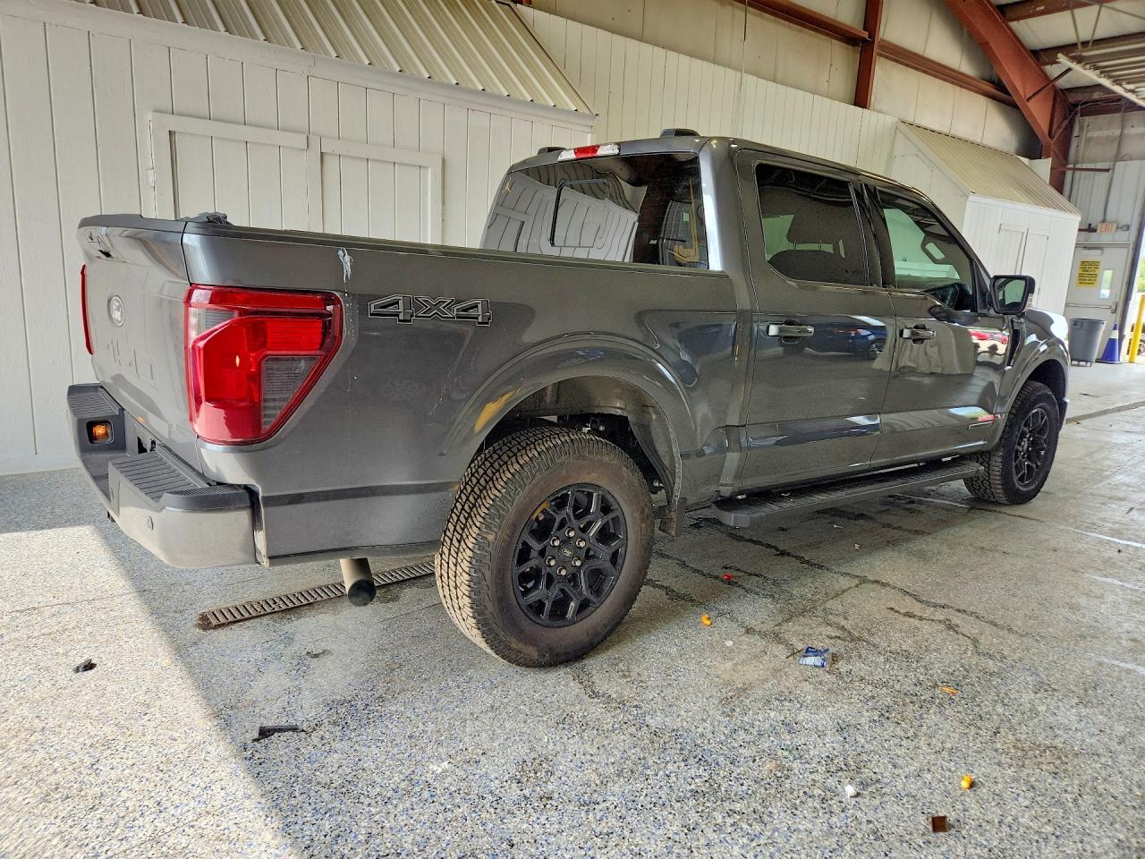 2025 Ford F150 Xlt - Image 3