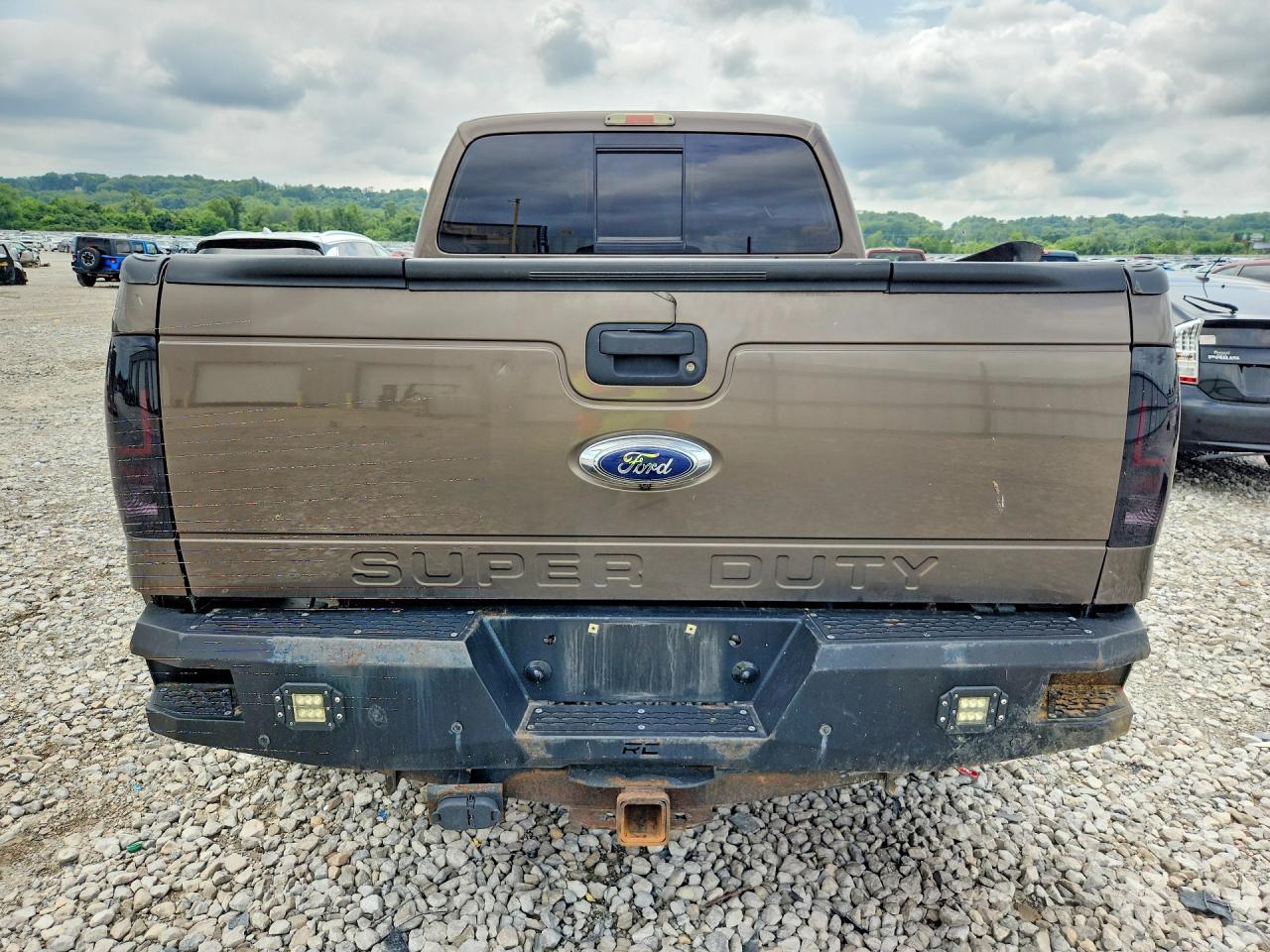 2016 Ford F250 Super Duty - Image 6