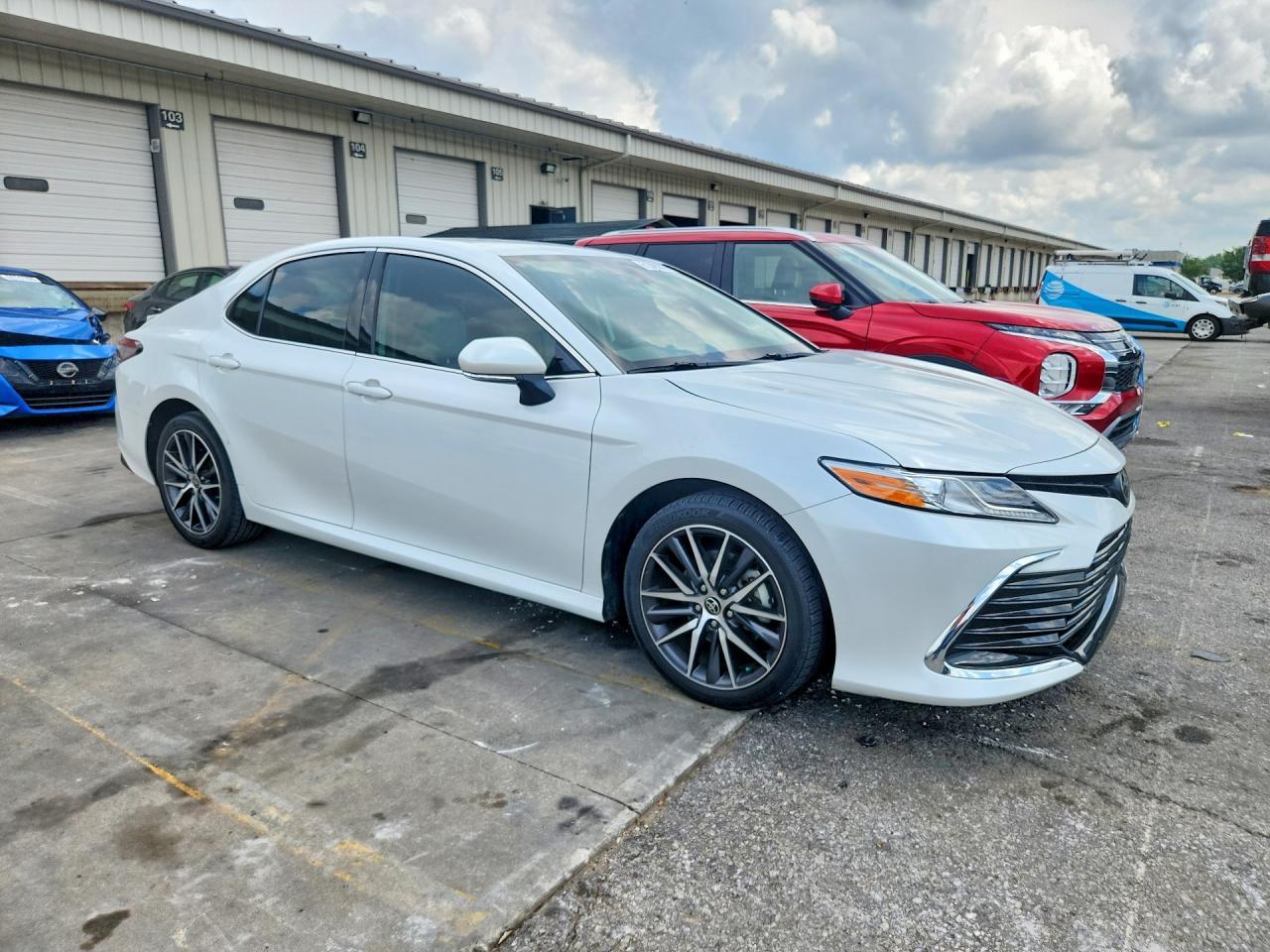 2021 Toyota Camry Xle - Image 4