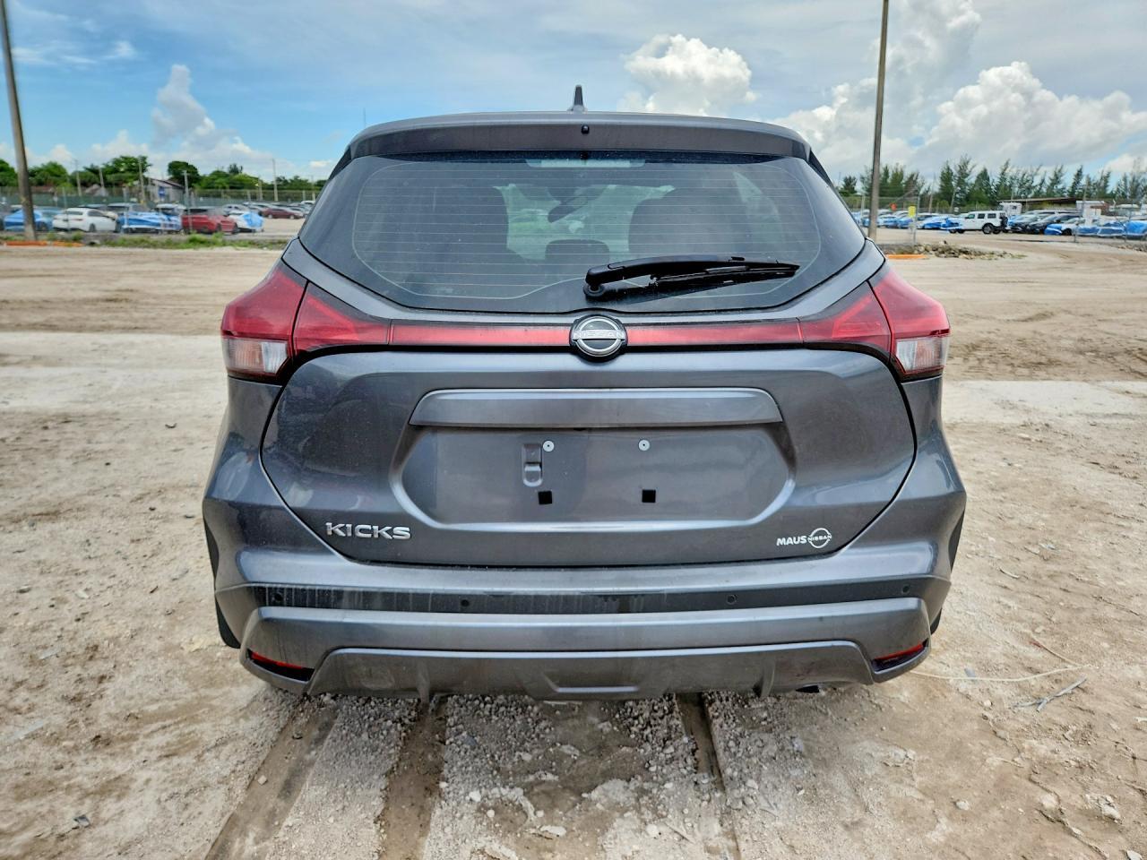2025 Nissan Kicks Play S - Image 6