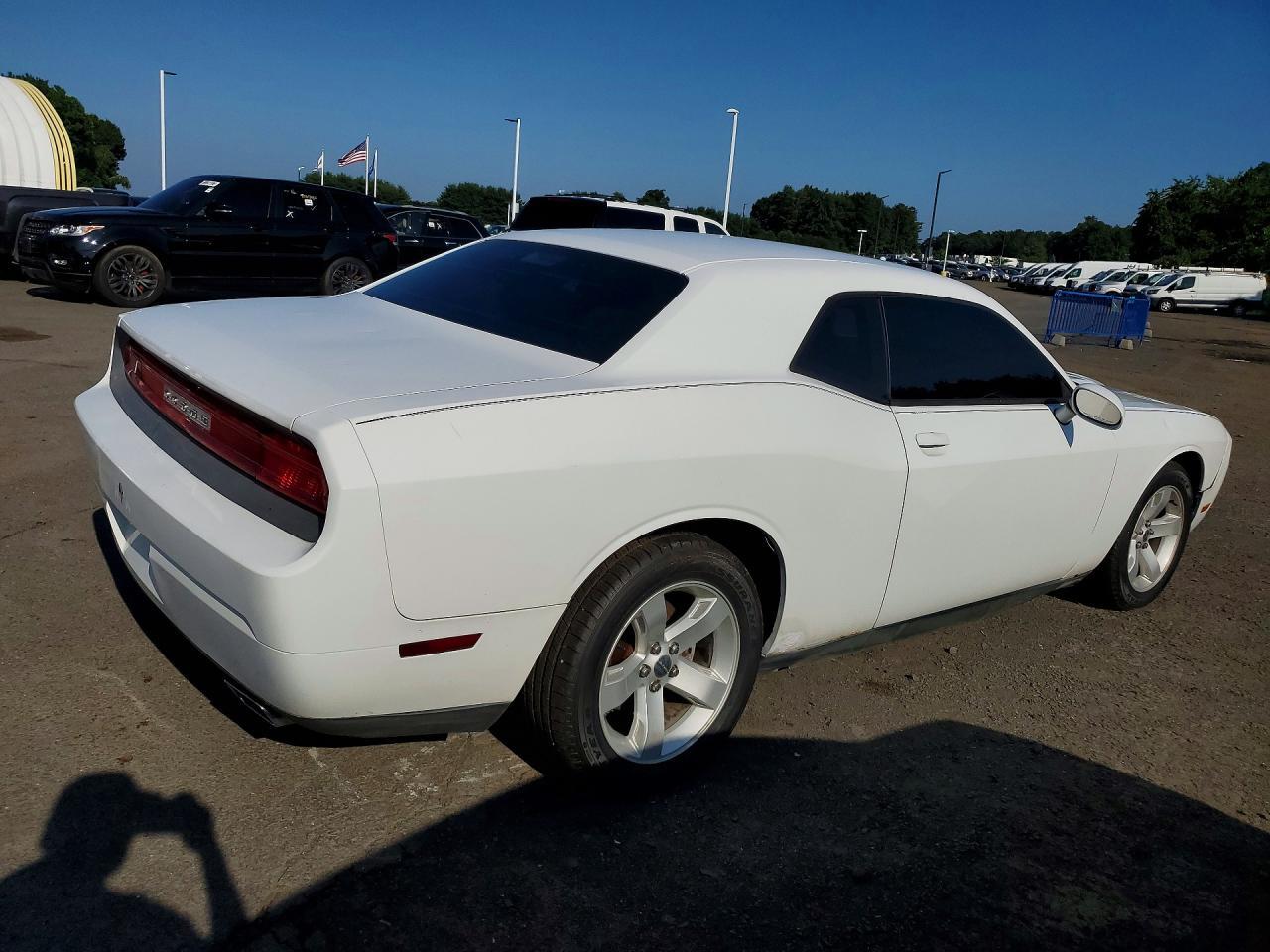 2014 Dodge Challenger Sxt - Фото 3