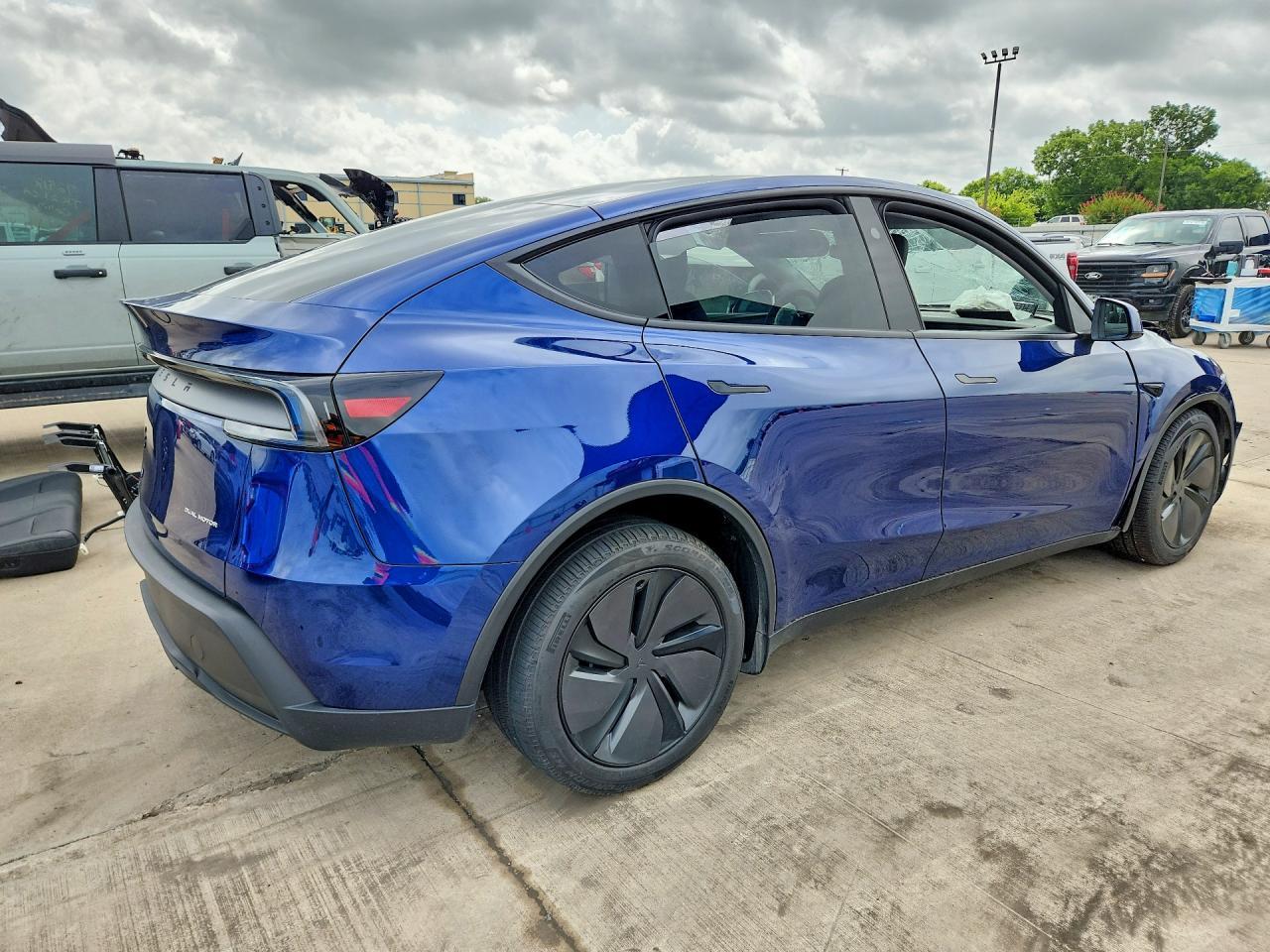 2026 Tesla Model Y - Image 3