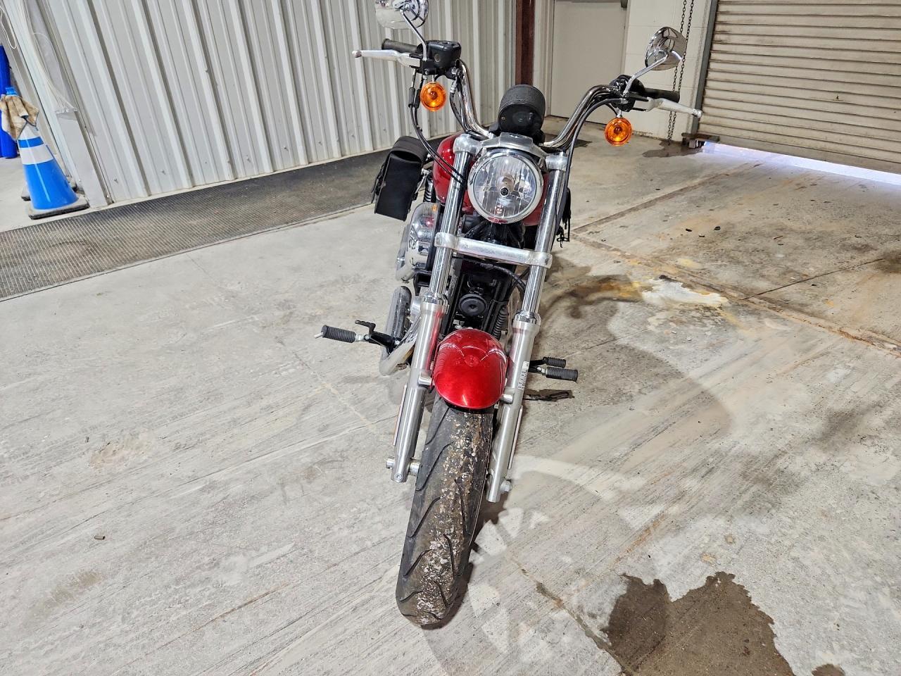 2012 Harley-Davidson Xl883 Superlow - Фото 2