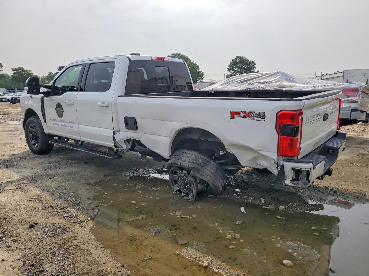2023 Ford F250 Super Duty - Фото 2