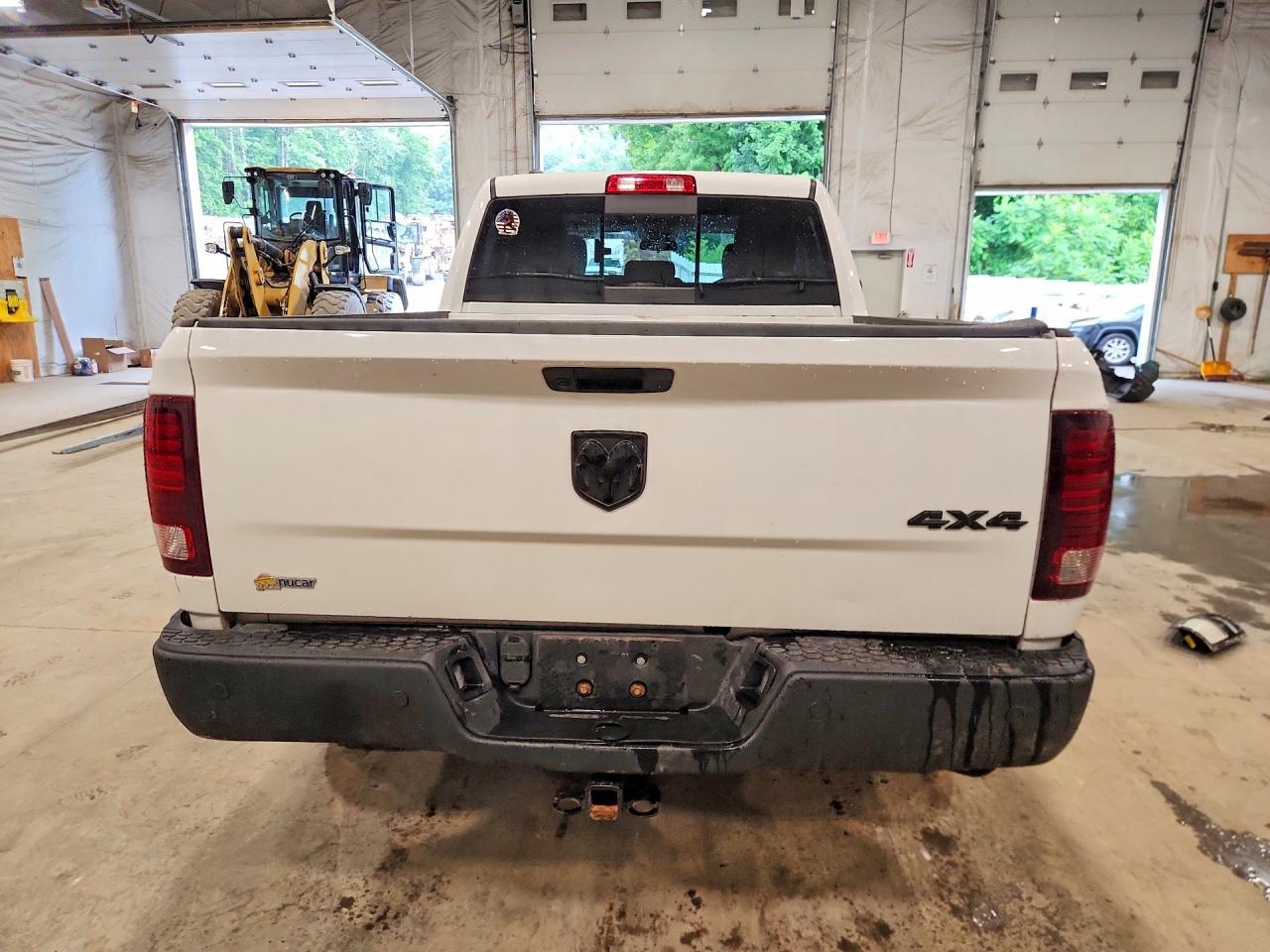 2020 Ram 1500 Classic Warlock - Фото 6