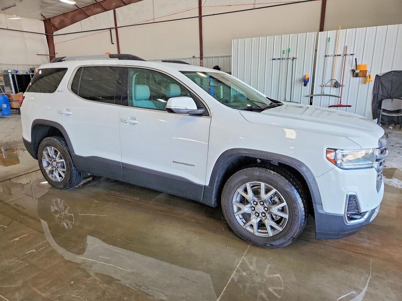 2021 GMC Acadia Slt - Image 4